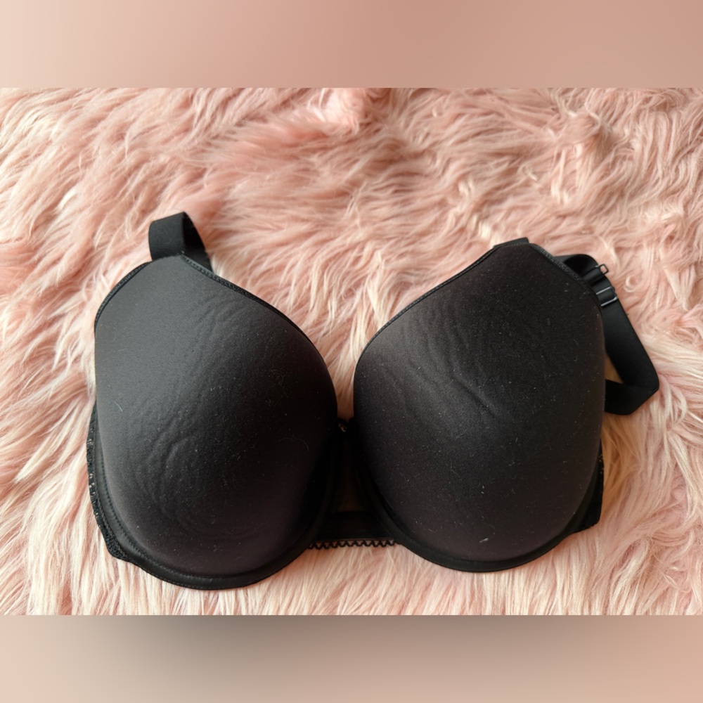 Chantelle Lucie Lace Sexy Comfort T Shirt Bra 36DDD